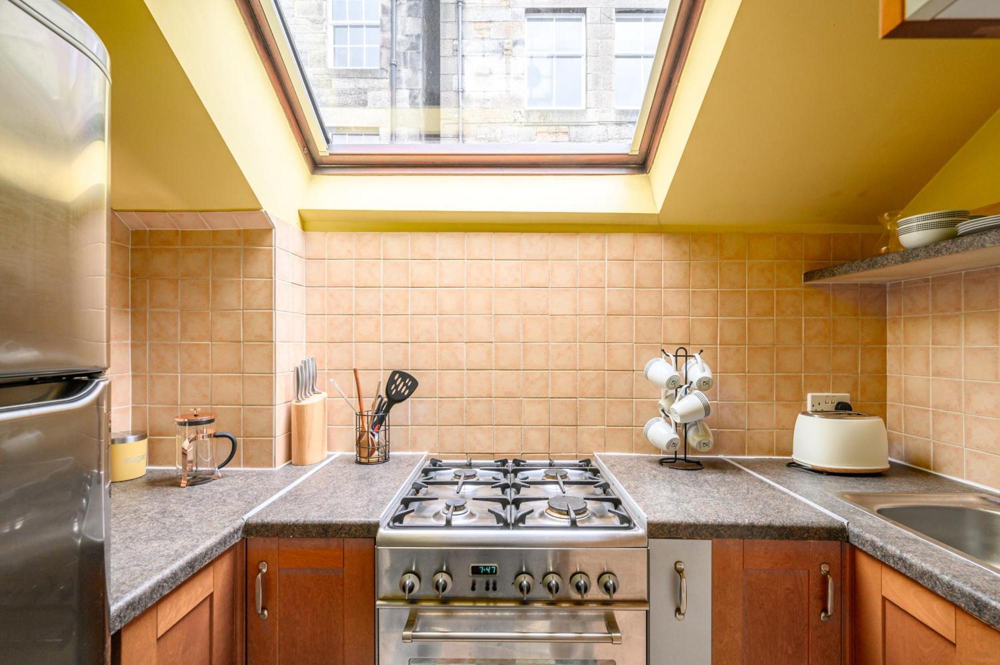 Bright - Central - Sleeps 10 Edynburg Zewnętrze zdjęcie