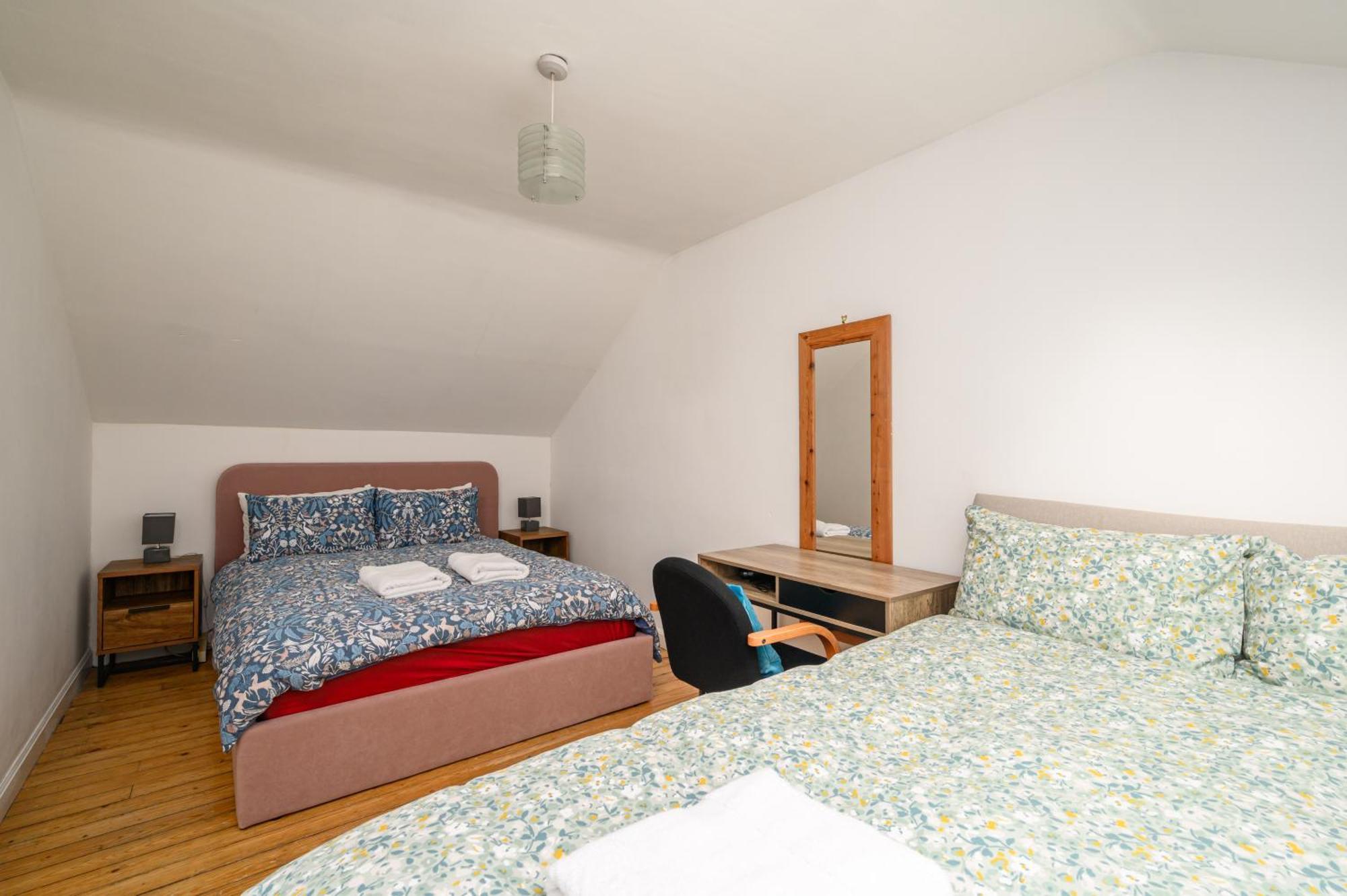 Bright - Central - Sleeps 10 Edynburg Zewnętrze zdjęcie